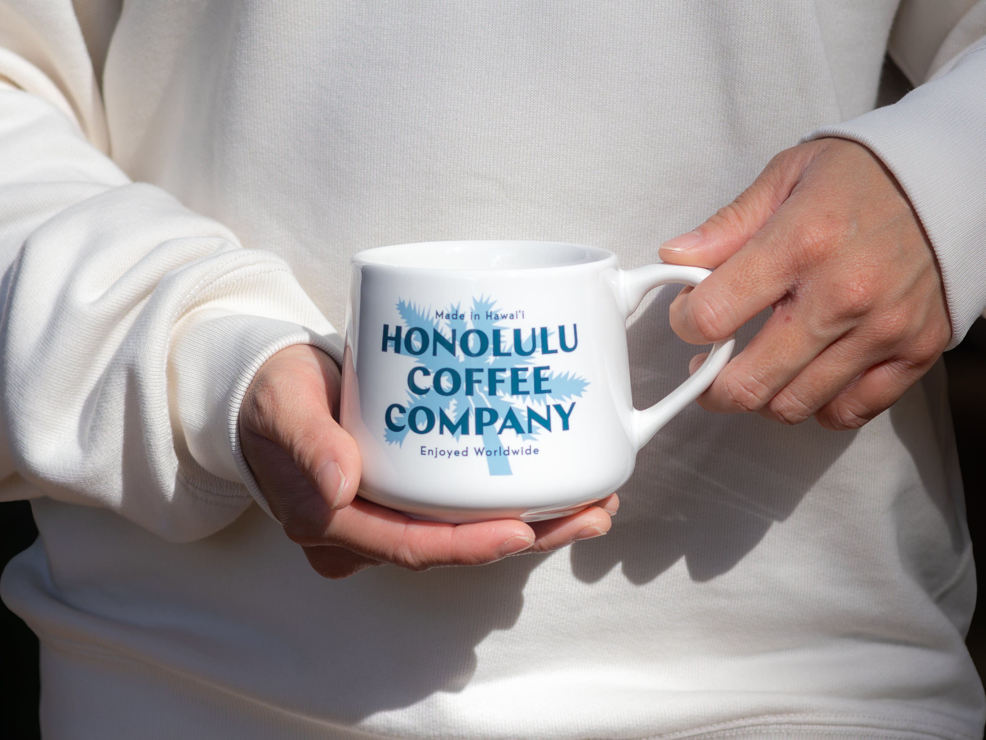 HCPalmTreeCrescentMug_Web2.jpg