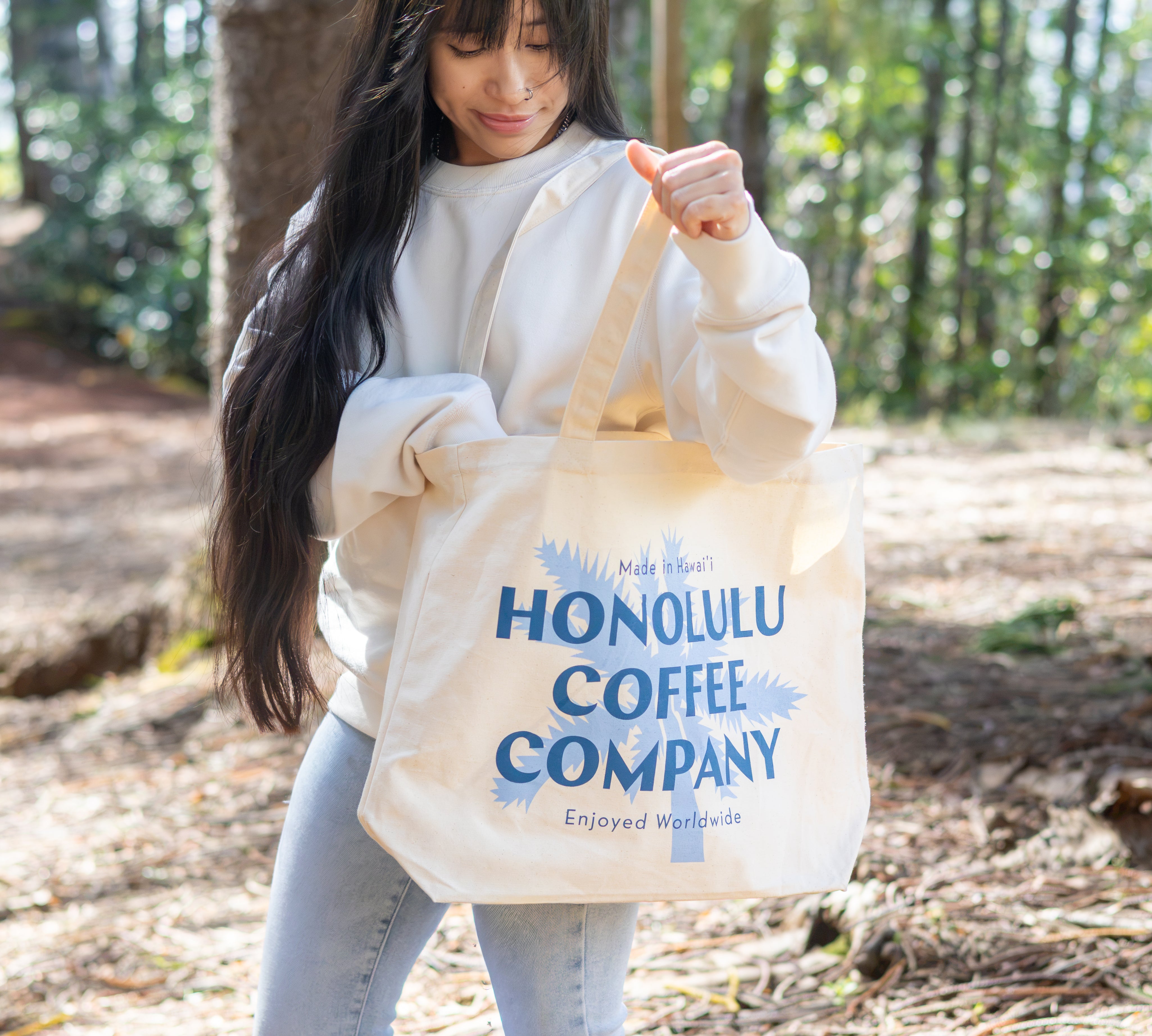 HCPalmTreeTote_Web2_27709298-5e1b-4ce6-a356-6aa8cfb20b36.jpg